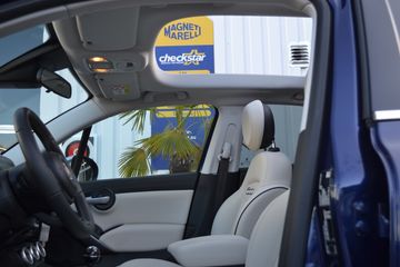 Voertuigafbeelding 12