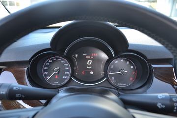 Voertuigafbeelding 21