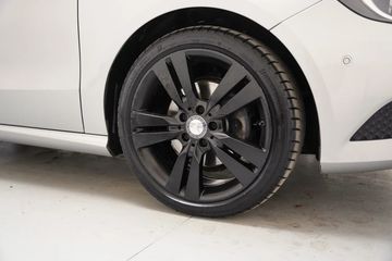 Voertuigafbeelding 28