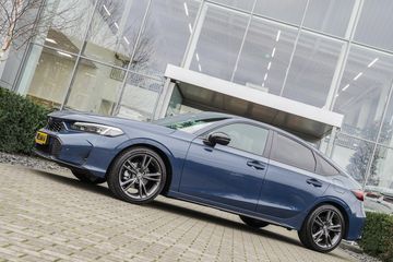 Voertuigafbeelding 11