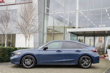 Voertuigafbeelding 12