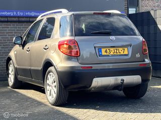 Voertuigafbeelding 8