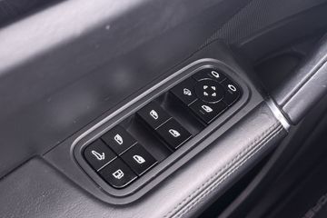 Voertuigafbeelding 24