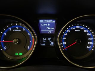 Voertuigafbeelding 12