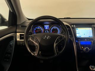 Voertuigafbeelding 8