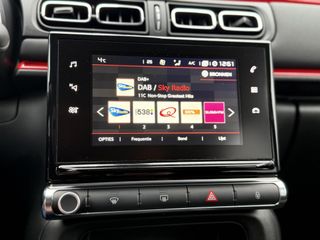 Voertuigafbeelding 12