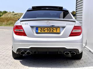 Voertuigafbeelding 5