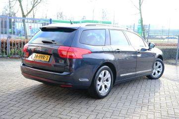 Voertuigafbeelding 2