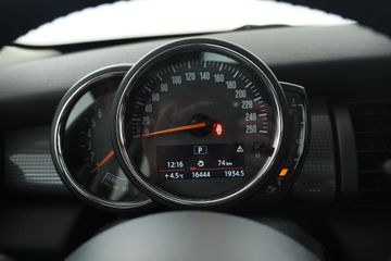 Voertuigafbeelding 17