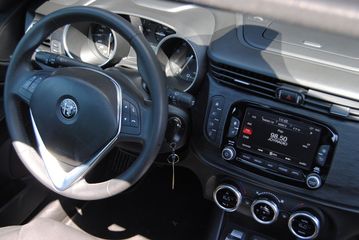 Voertuigafbeelding 2