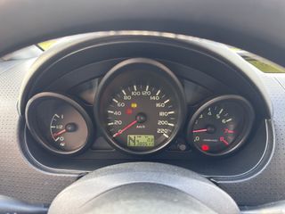 Voertuigafbeelding 12