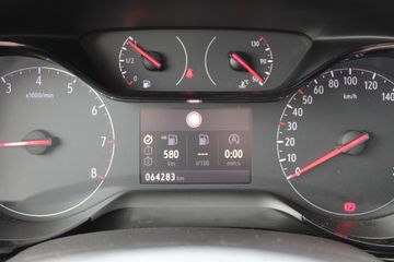 Voertuigafbeelding 5