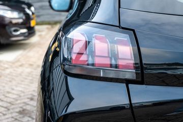 Voertuigafbeelding 12