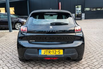 Voertuigafbeelding 6