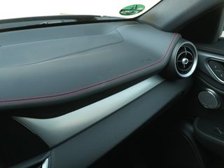 Voertuigafbeelding 38