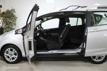 Voertuigafbeelding 13