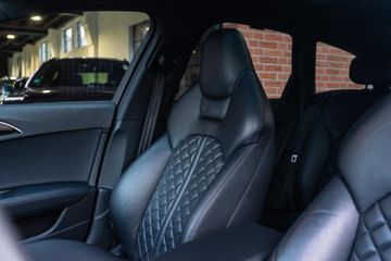 Voertuigafbeelding 8