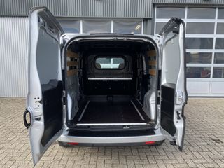 Voertuigafbeelding 16