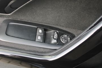 Voertuigafbeelding 27