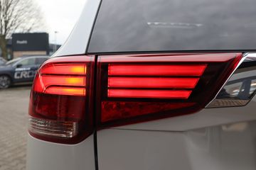 Voertuigafbeelding 36