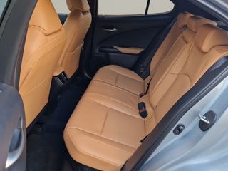 Voertuigafbeelding 12