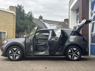 Voertuigafbeelding 7