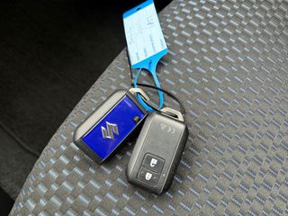 Voertuigafbeelding 24