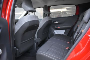 Voertuigafbeelding 8