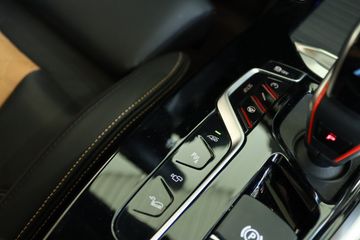 Voertuigafbeelding 32