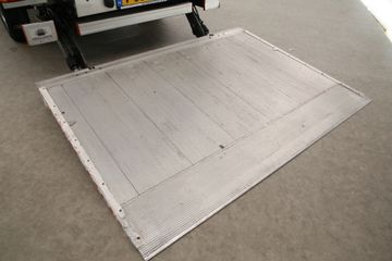 Voertuigafbeelding 9