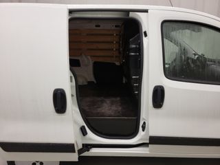 Voertuigafbeelding 6