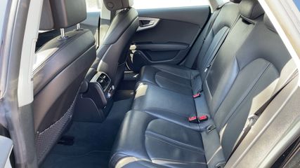 Voertuigafbeelding 11