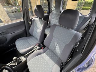 Voertuigafbeelding 3