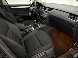 Voertuigafbeelding 30