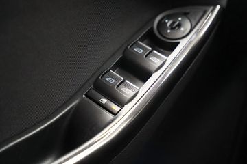 Voertuigafbeelding 18