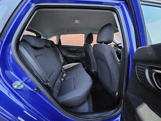 Voertuigafbeelding 17