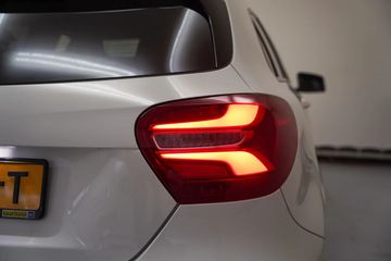 Voertuigafbeelding 32