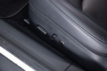 Voertuigafbeelding 9