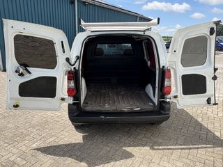 Voertuigafbeelding 6