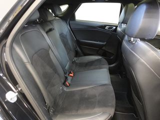 Voertuigafbeelding 38