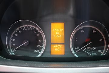 Voertuigafbeelding 13