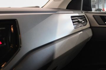 Voertuigafbeelding 43