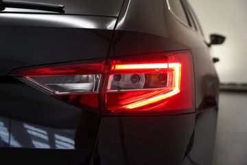 Voertuigafbeelding 32