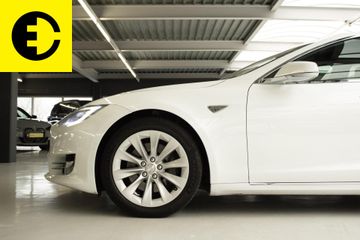 Voertuigafbeelding 13