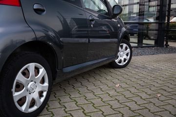 Voertuigafbeelding 6