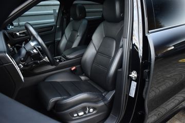 Voertuigafbeelding 6