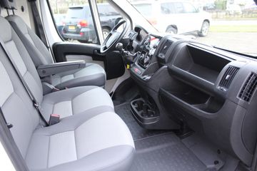 Voertuigafbeelding 5