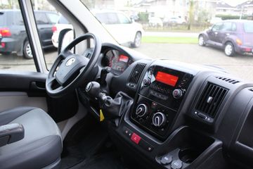 Voertuigafbeelding 6