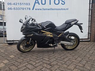 Voertuigafbeelding 23