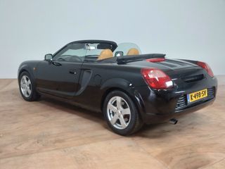 Voertuigafbeelding 3